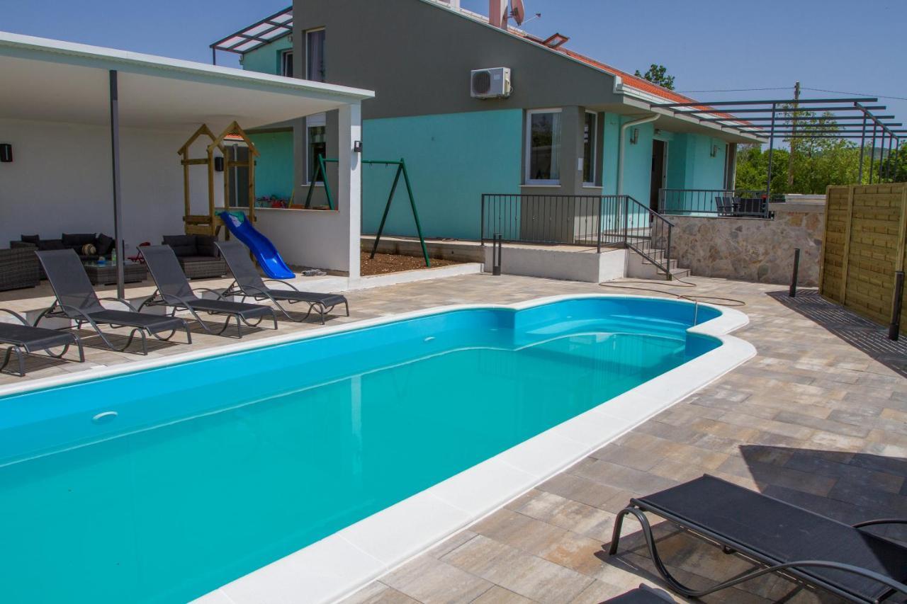 Holiday House Villa Bleu Korusce Exterior photo